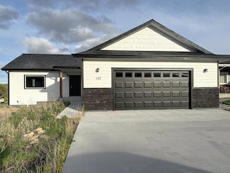 107 Watkins St, Buffalo, WY 82834
