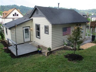 618 8th Ave, New Brighton, PA 15066