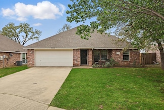 3308 Lance Ln, Denton, TX 76209