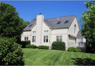23 Lilac Dr, North Dartmouth, MA 02747