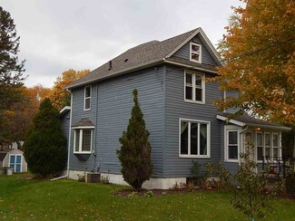 714 Maple St, Palmyra, WI 53156