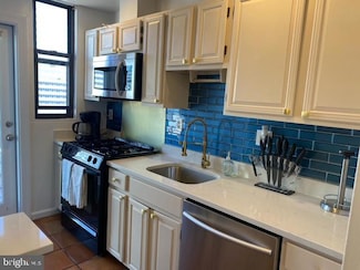 1111 Arlington Blvd Unit 1007, Arlington, VA 22209