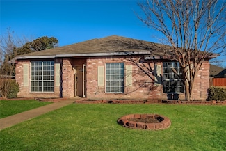 212 Susan Way, Red Oak, TX 75154