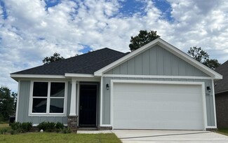 5405 Parkside Dr, Milton, FL 32571