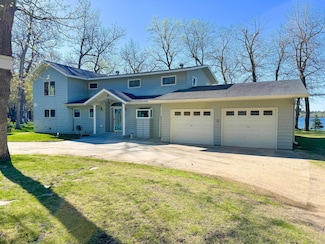 49262 Big Pine Rd, Perham, MN 56573