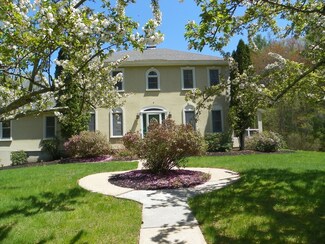 51 Brooks Rd, Winchendon, MA 01475