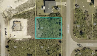 386 Charwood Ave S, Lehigh Acres, FL 33974