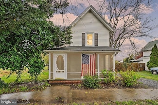 207 Caroline Ave, Ridgely, MD 21660