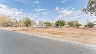 610 Hemlock Ave, Porterville, CA 93257