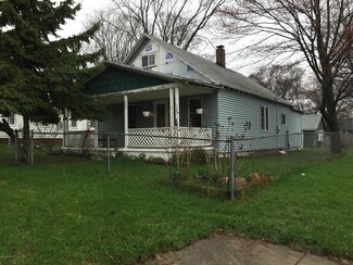 900 Wilson Ave, Norton Shores, MI 49441