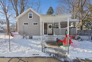 418 Adams St, Rockford, IL 61107