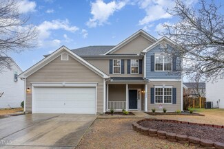 3020 Buttonwood Ln, Clayton, NC 27520