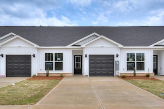1038 Masterpiece Dr, Trenton, SC 29847
