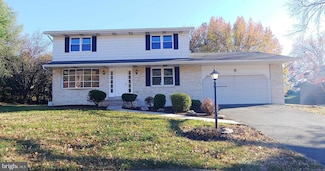 10 Courtleigh Place, Reading, PA 19606
