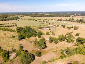 240 Private Road 1613, Mount Pleasant, TX 75455