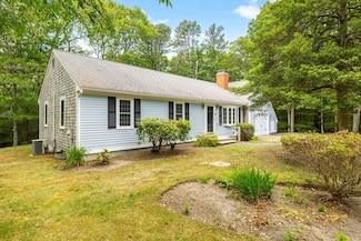 66 Chuckles Way, Marstons Mills, MA 02648