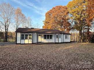 5330 Herman Rd, Claremont, NC 28610