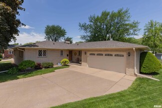 2737 28th Ave, Rock Island, IL 61201