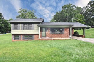 718 8th St SW Unit 6-12, Hickory, NC 28602