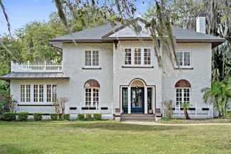 1409 S 8th St, Leesburg, FL 34748