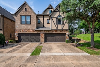 930 Brook Forest Ln, Euless, TX 76039