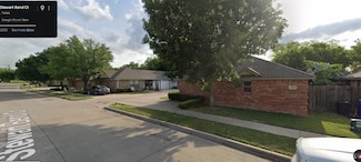 125 Stewart Bend Ct, Azle, TX 76020