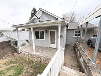 935 Hilltop St, Homestead, PA 15120