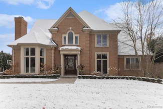 6997 Oakhurst Ridge Rd, Clarkston, MI 48348