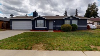 2357 Sierra View St, Selma, CA 93662