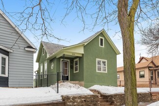 646 19th Ave NE, Minneapolis, MN 55418