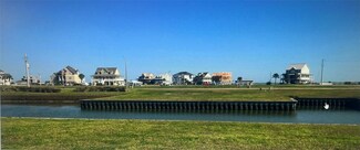10 Saddlebunch, Hitchcock, TX 77563