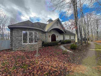 4402 Mountain View Trail, Boyne Falls, MI 49713