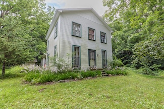 10525 Kies Rd, Manchester, MI 48158