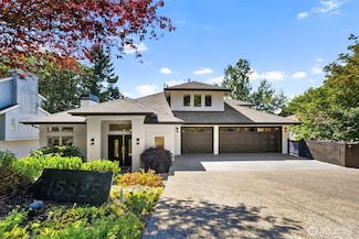 15825 71st Ave NE, Kenmore, WA 98028