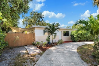 5844 SW 26th St, West Park, FL 33023