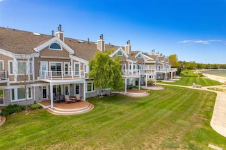 6040 Pine Lake Club Dr Unit 24, Charlevoix, MI 49720