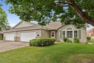 114 Oxford Path, Mankato, MN 56001