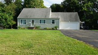 7447 Midland Rd, Independence, OH 44131