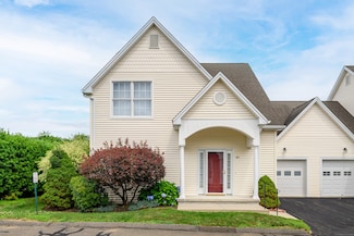 45 Heron View Rd Unit 45, New Fairfield, CT 06812