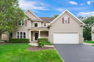 1103 Paul Ct, Fox River Grove, IL 60021