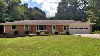 303 Mitchell Rd, West Middlesex, PA 16159