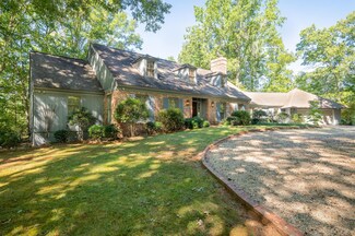 855 Fox Run Ln, Tryon, NC 28782
