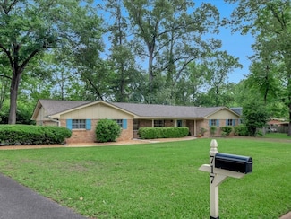 717 Sarah Anne St, Nacogdoches, TX 75965