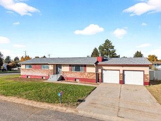 803 Eisenhower St, American Falls, ID 83211