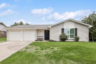 1505 Briar Run, Benbrook, TX 76126