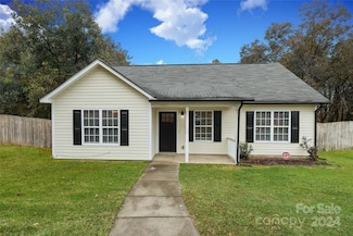 437 Radio Rd, Charlotte, NC 28216