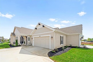 8268 Aurora St, Lenexa, KS 66220