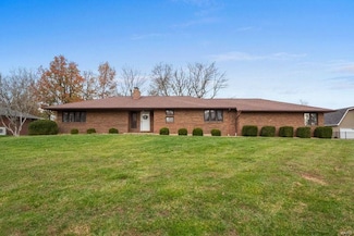 411 Hillcrest Dr, Waterloo, IL 62298