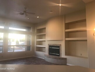 13842 N Slazenger Dr, Oro Valley, AZ 85755