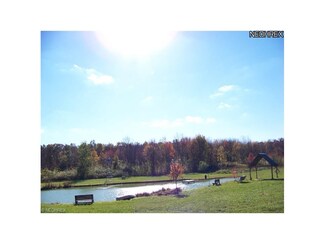 5319 Hoffman Norton Rd NW, Bristolville, OH 44402